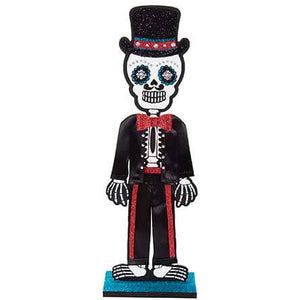 Catrin Con Traje Negro