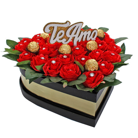 Arreglo Con Flores En Caja De Corazon