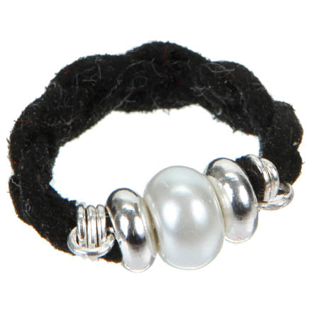 Anillo De Cordón Trenzado Negro Con Perla
