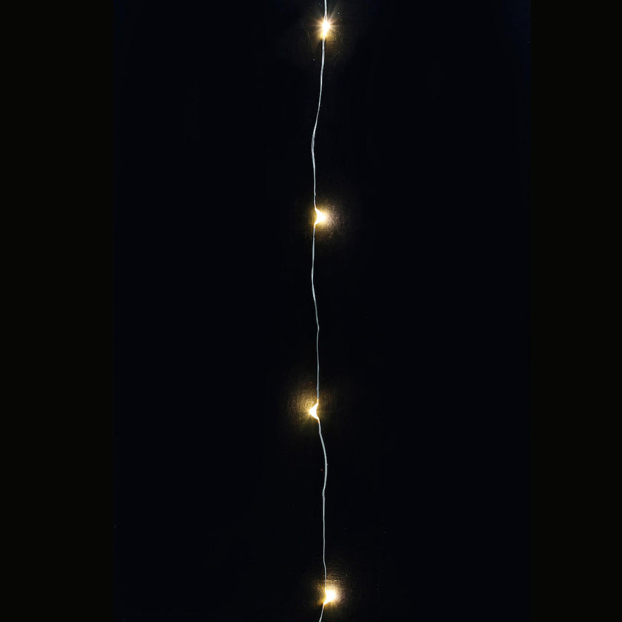 Art.1660 Serie Con 20 Leds Con Baterías 2m 1pz