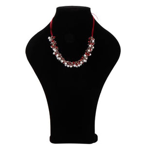 Collar Con Engarces De Rondeles Rojos Y Perlas Vino Con Listón