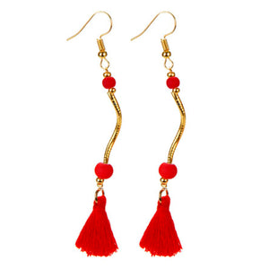 Aretes Largos Oro Con Cuentas Y Borla Rojo