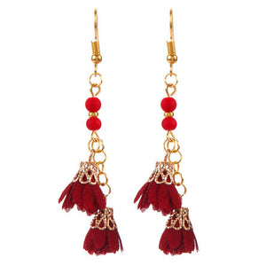 Aretes Largos Rojo Y Oro Con Rosa De Tela