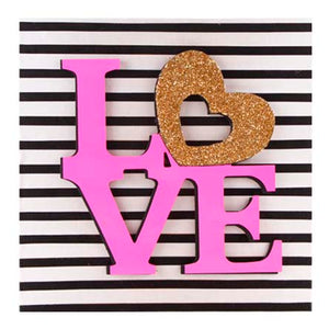 Letrero Love Con Corazón Oro