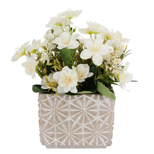 Base De Cemento Cuadrada Con Magnolia Fina