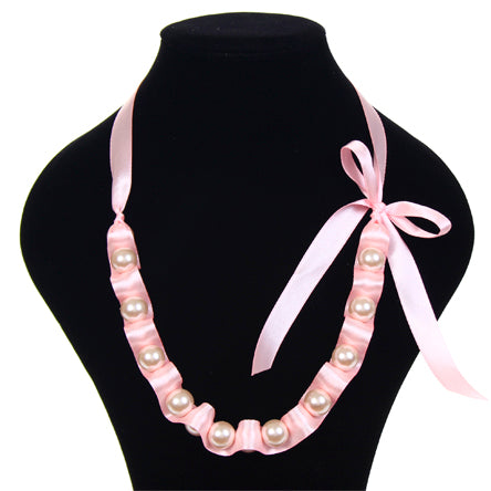 Collar Con Perla Rosa Y Liston