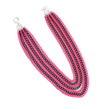 Collar Con Cadena Fiusha / Negro