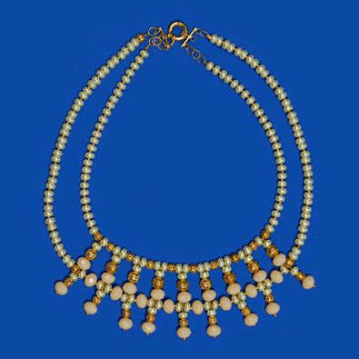Fantasías Miguel Clave:ML1328 Collar Marfil Oro Con Perlas Y Cristal