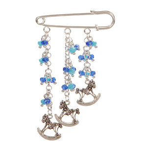 Distintivo Con Cadena Y Dijes Caballito Plata