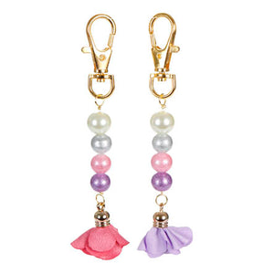 Llaveros De Perlas Y Dije Rosa De Tela