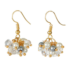 Aretes Con Racimo De Perlas Y Cristales