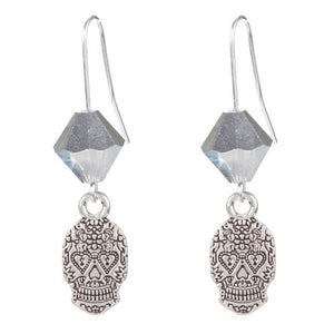 Aretes Con Cristales Y Dije De Calavera